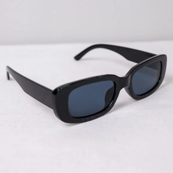 y2k rectangle retro style Black Frame, Dark Lens frame sunglasses - Picture 8 of 8